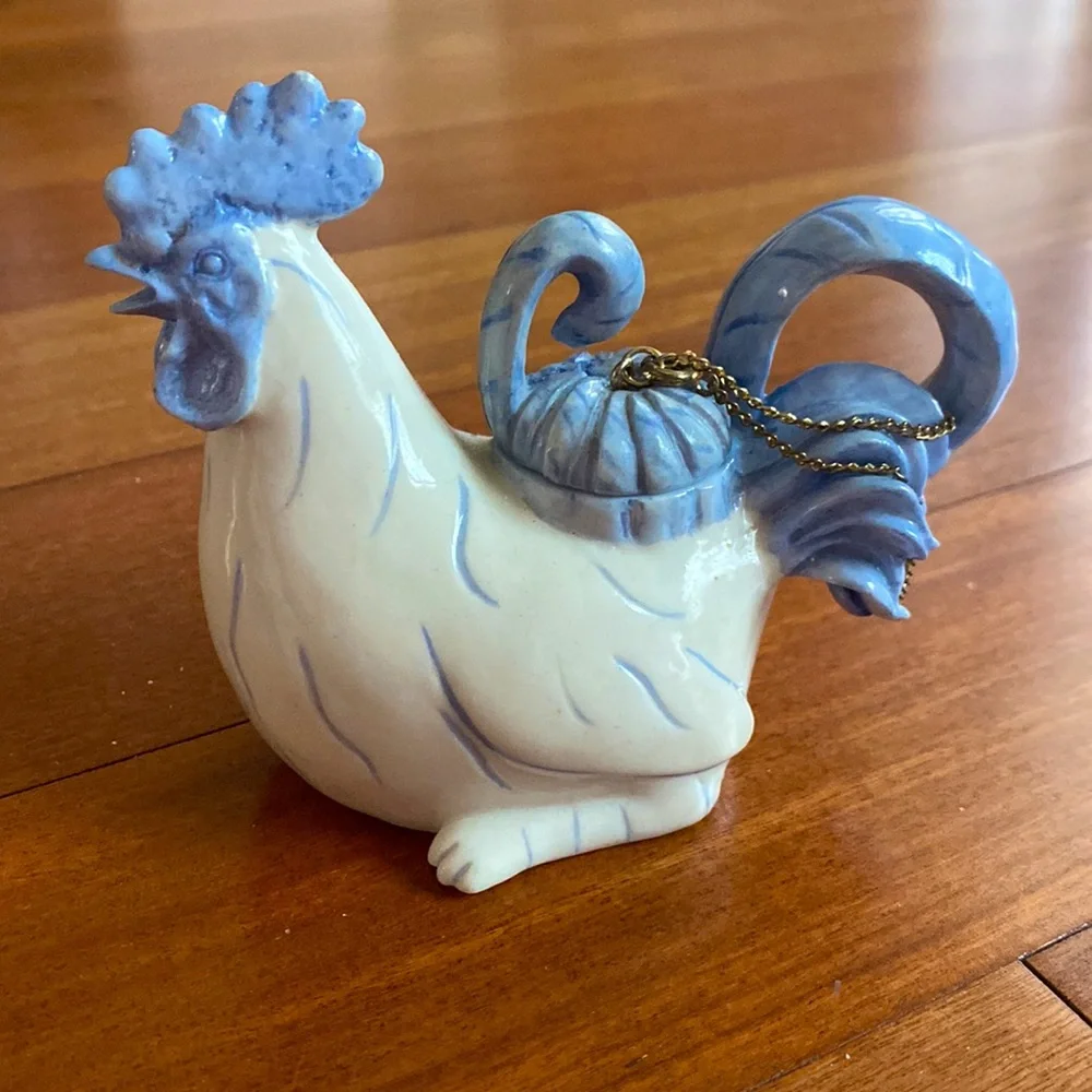 Nini Rooster Vintage Teapot EUC with Chain Hand Painted White & Blue